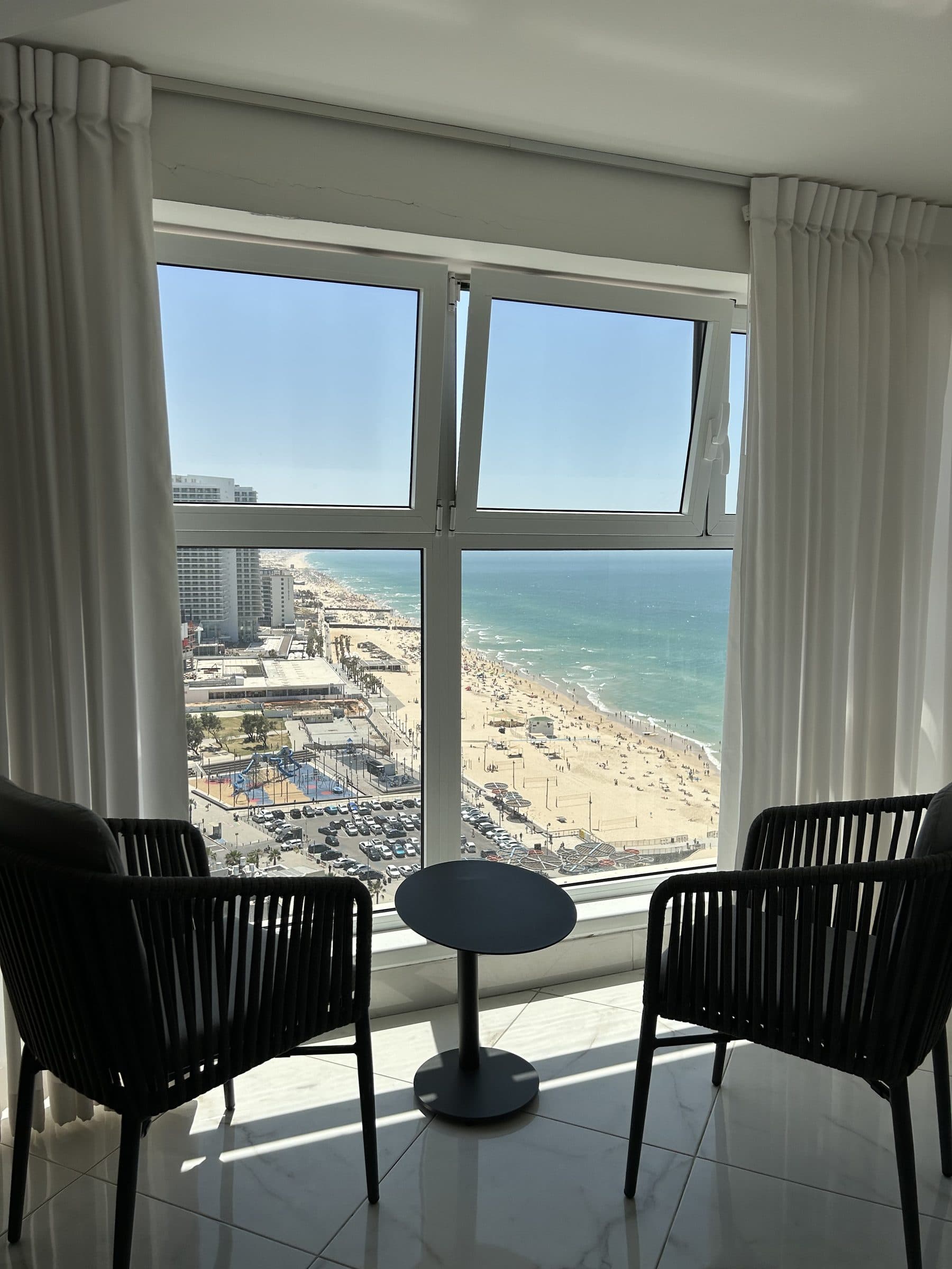 סוויטת תשוקה על הים — תמונה 19 מתוך 20